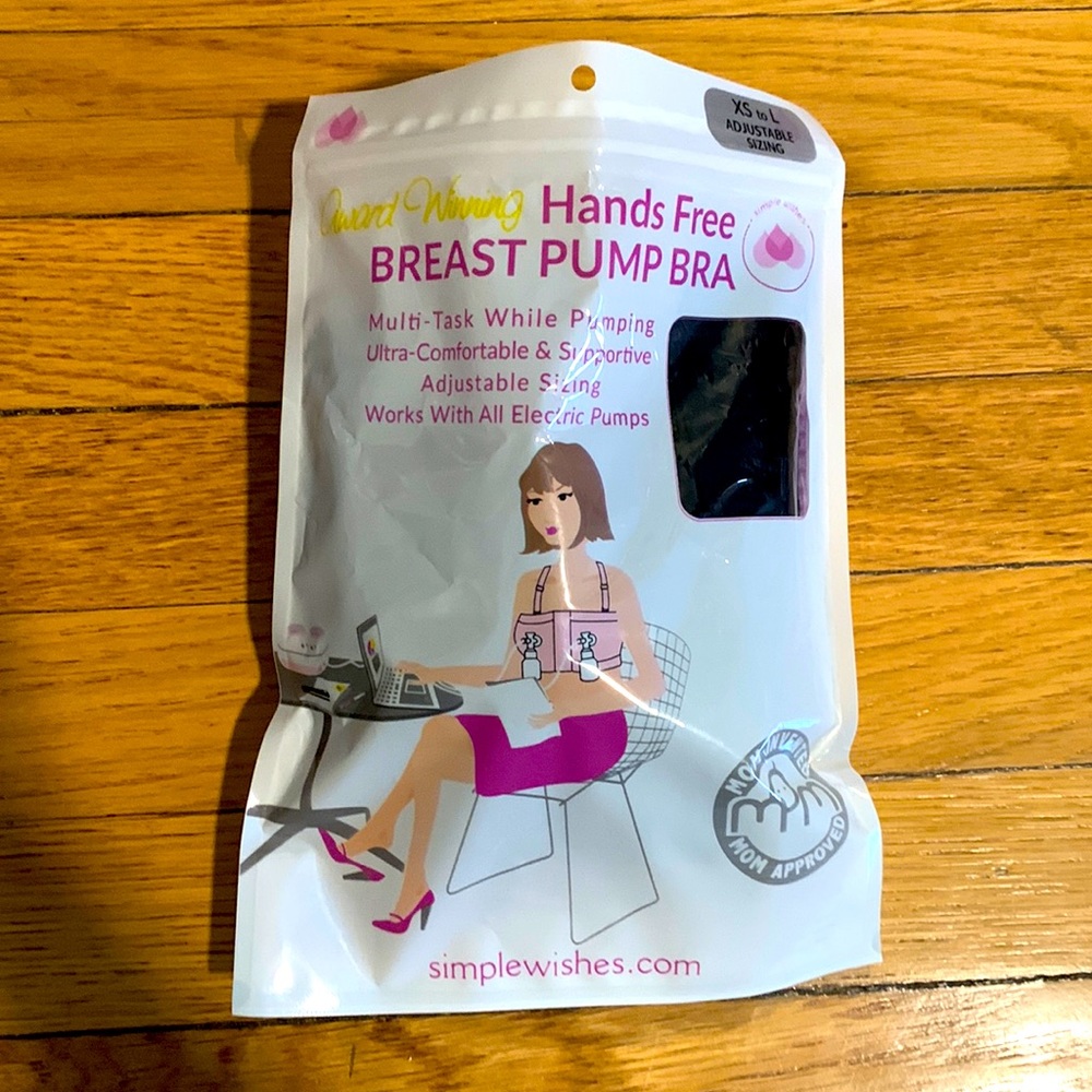 Hands free extendable breast pumping bra